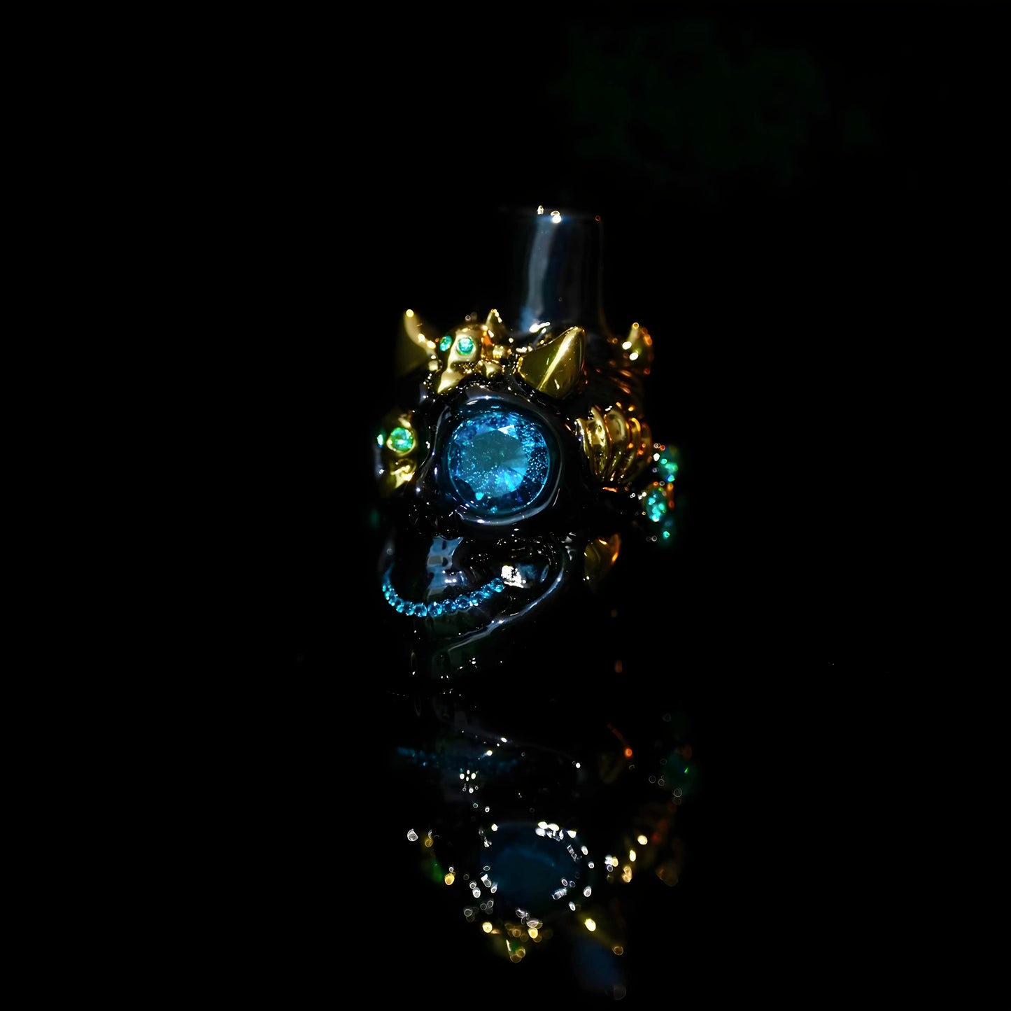 Double-Horned Skull Hookah Tip